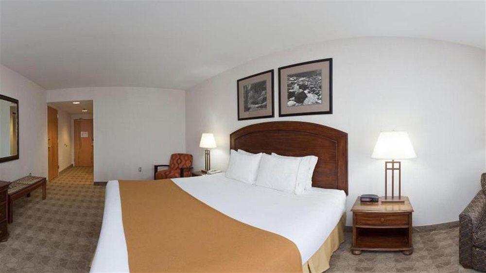 Holiday Inn Express Boone By Ihg Ngoại thất bức ảnh