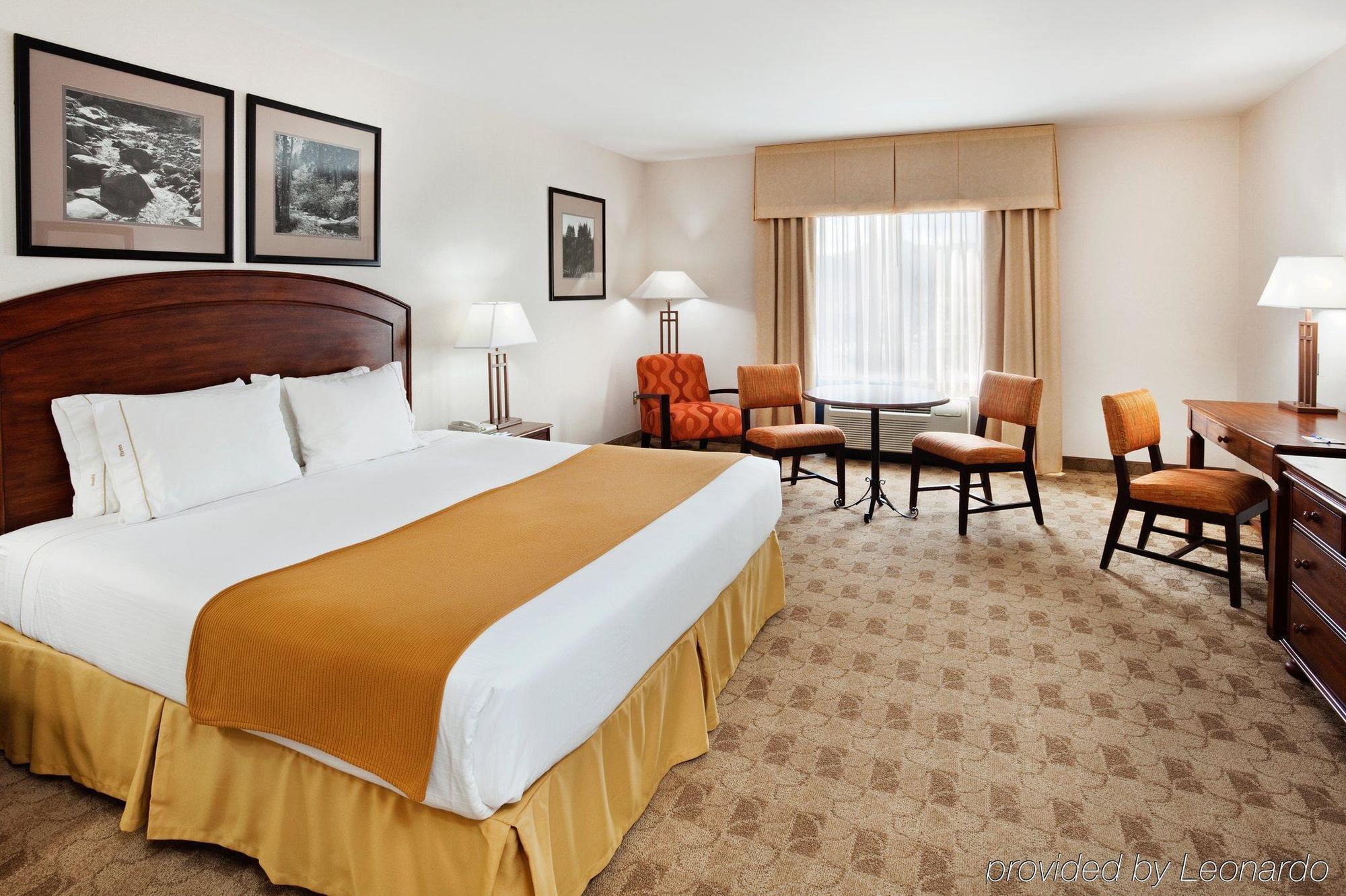 Holiday Inn Express Boone By Ihg Ngoại thất bức ảnh
